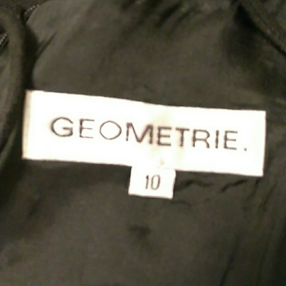 Geometrie ladies linen dress. - Picture 8 of 8